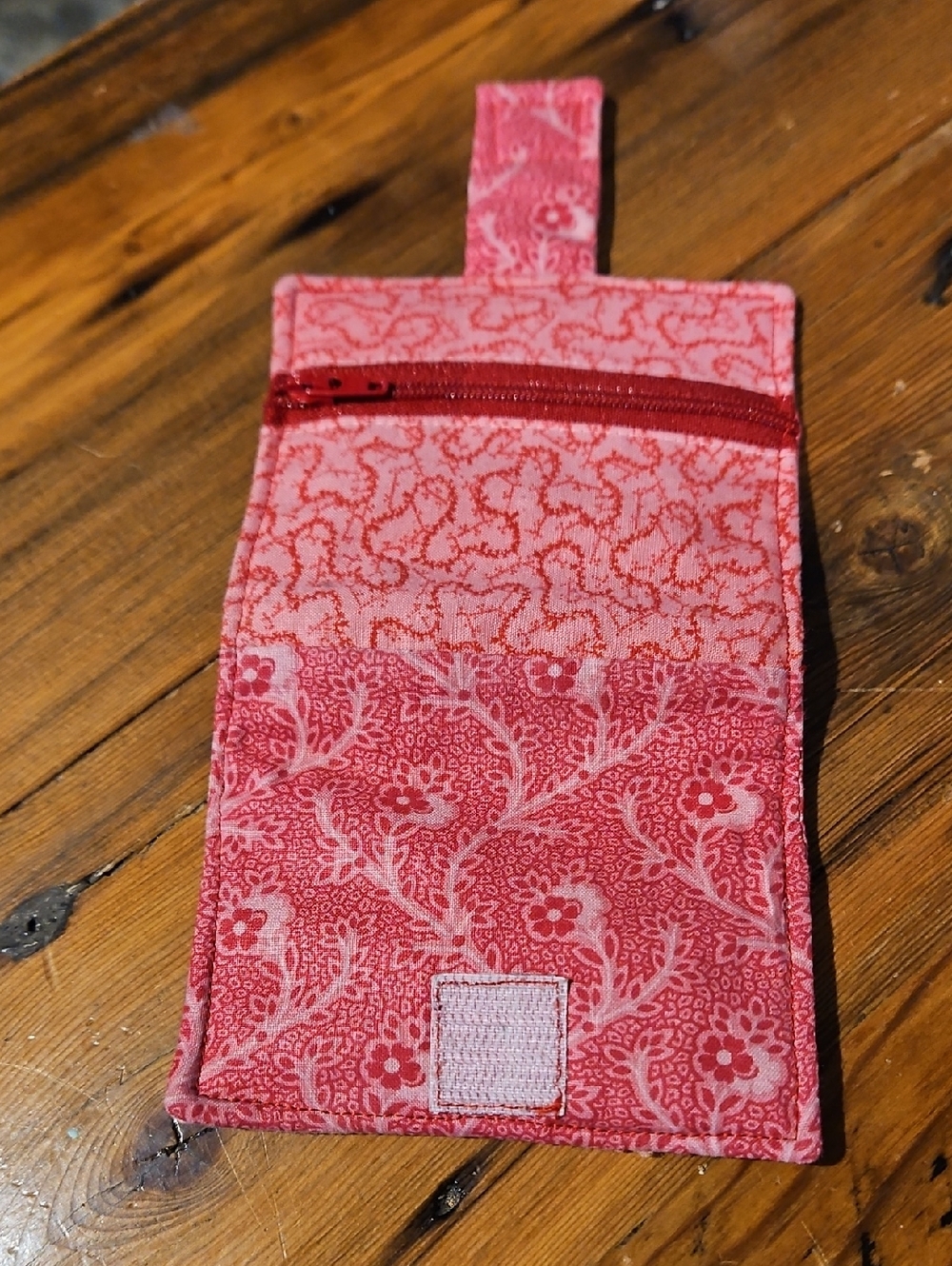 Red Floral Quilted Wristlet Wallet